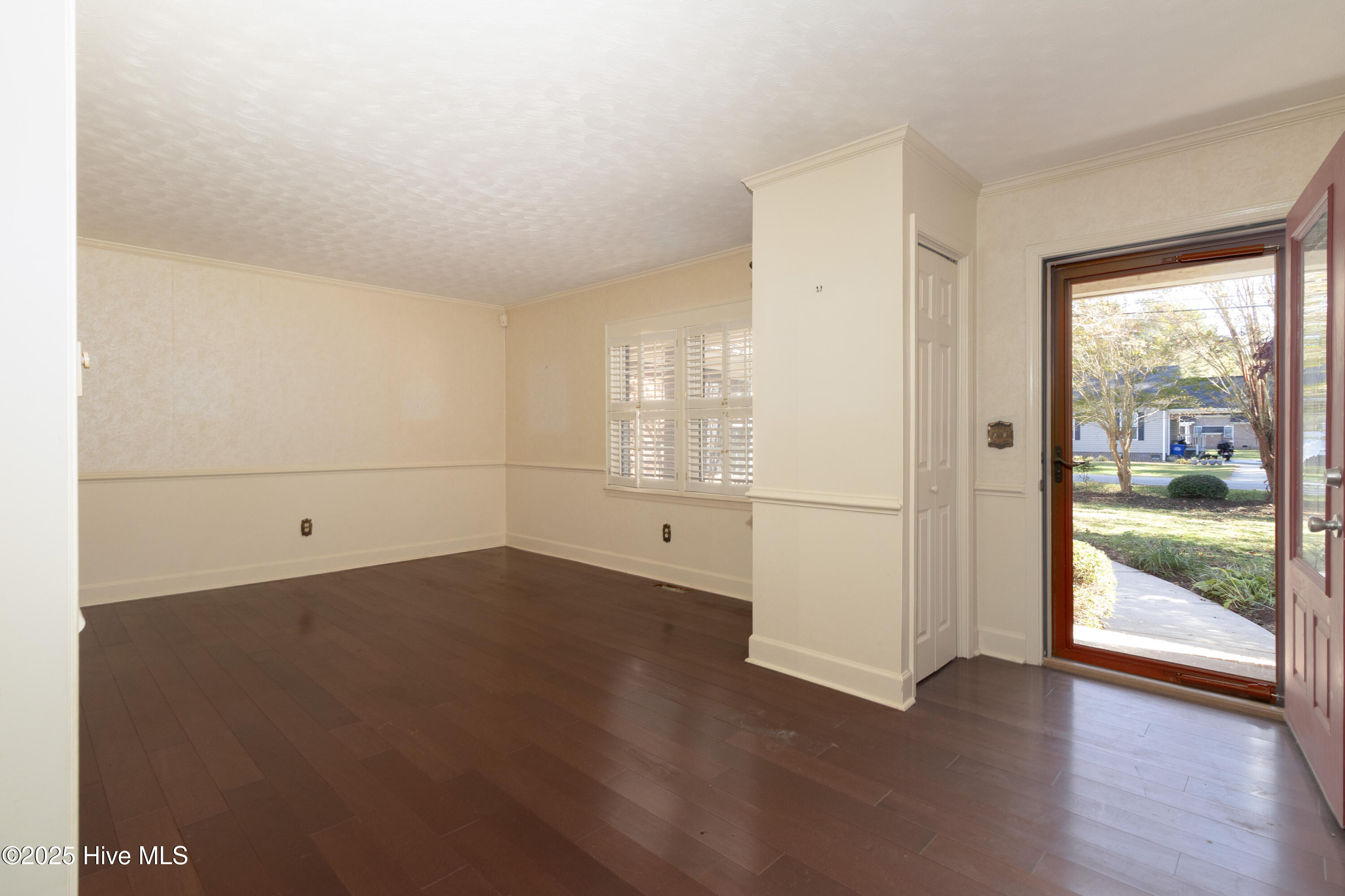 503 Henry Street Windsor, NC 27983 - Photo 7 of 37 Formal Living Rm