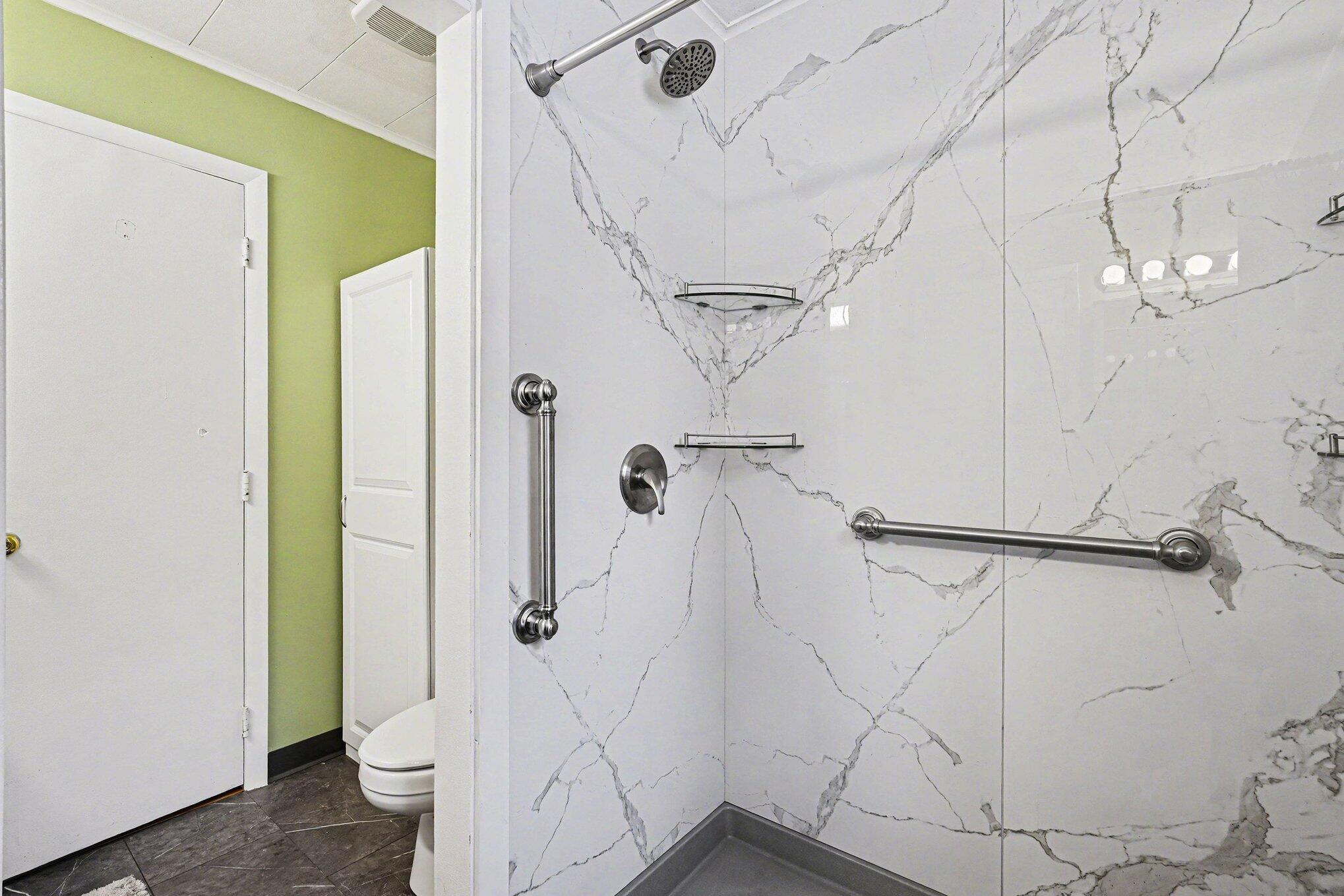 529 Hill Rd Court Marshall, MI 49068 - Photo 15 of 22 014_file_3524