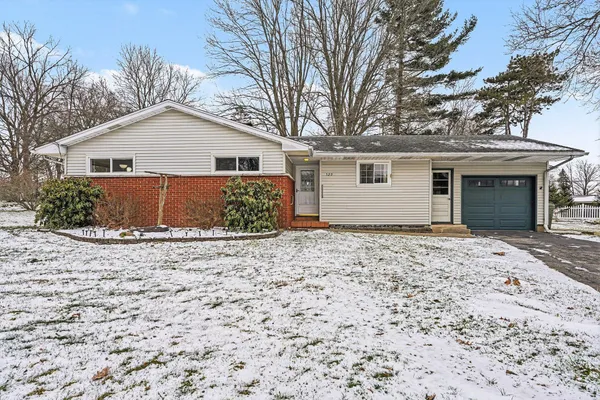 $244,500 | 529 Hill Rd Court, Marshall, MI 49068