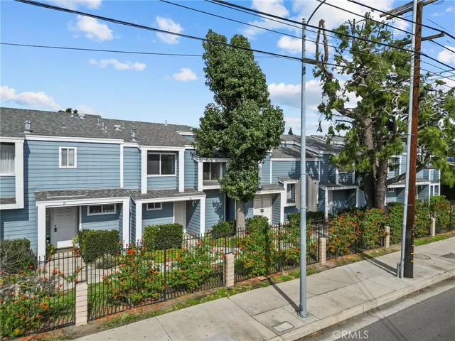 $550,000 | 15735 Nordhoff Street, Unit 36, North Hills, CA 91343