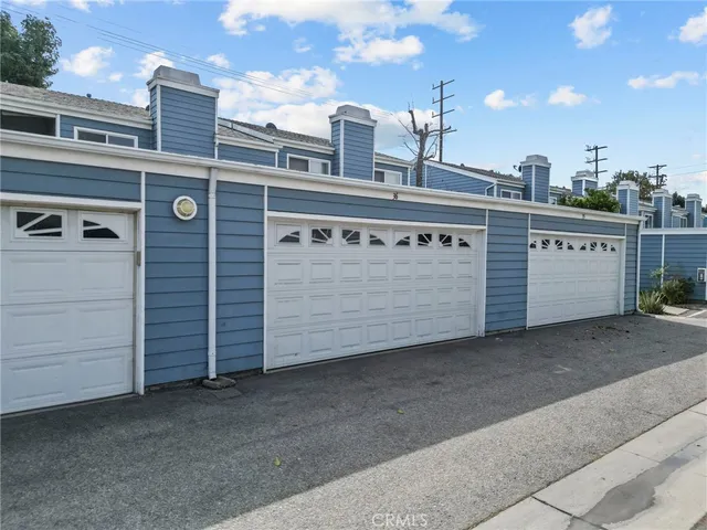 $550,000 | 15735 Nordhoff Street, Unit 36, North Hills, CA 91343