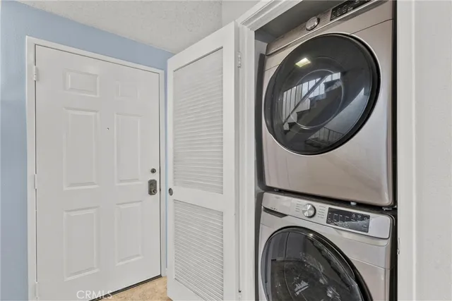 $550,000 | 15735 Nordhoff Street, Unit 36, North Hills, CA 91343