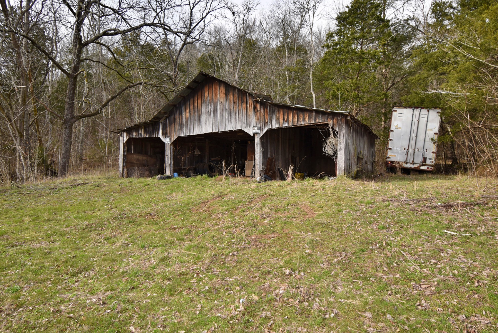 565 Cedar Creek Road Linden, TN 37096 - Photo 16 of 17