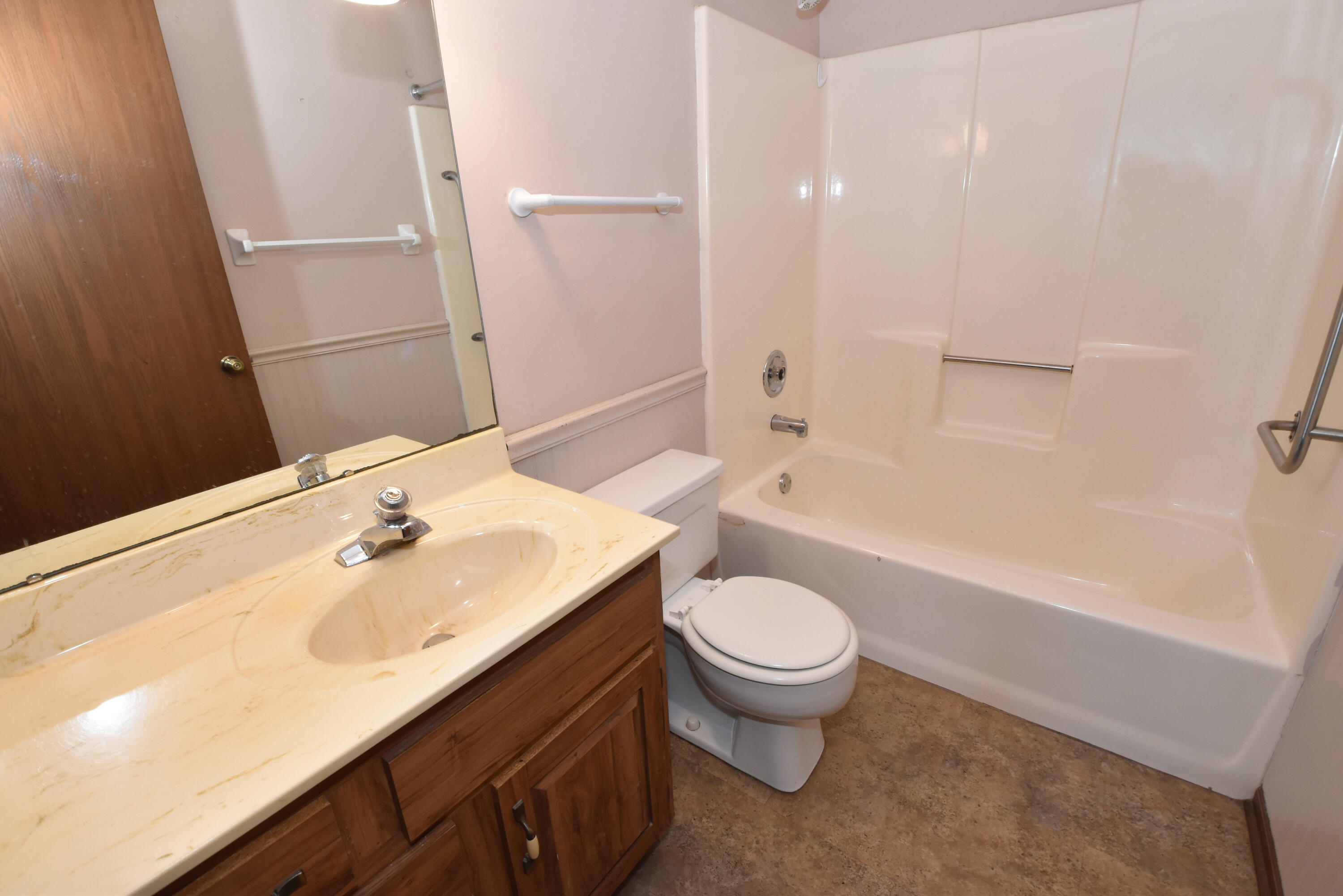 6840 Mariner Drive, Unit 103 Mount Pleasant, WI 53406 - Photo 23 of 33 Main Bath