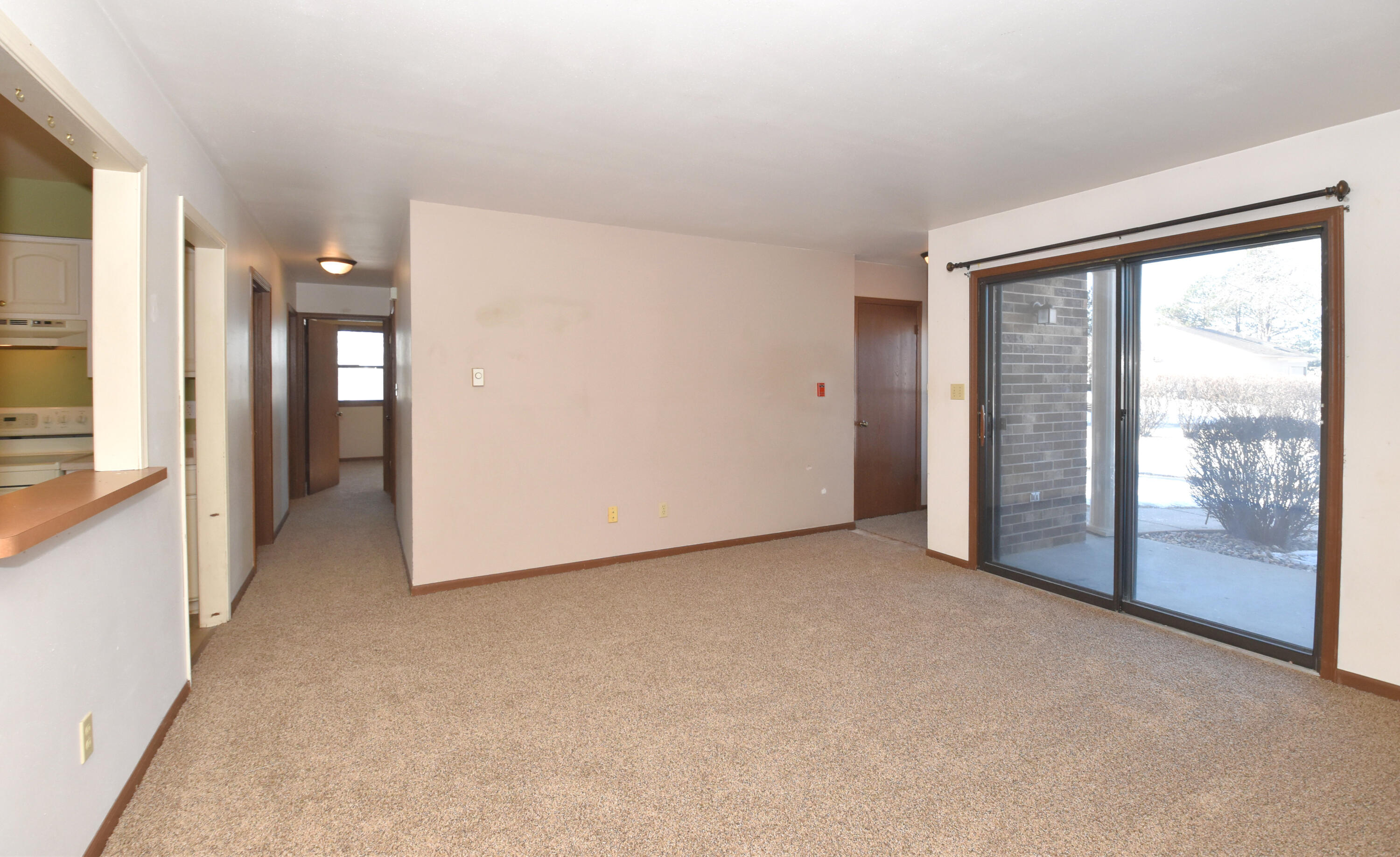 6840 Mariner Drive, Unit 103 Mount Pleasant, WI 53406 - Photo 3 of 33 Living Room