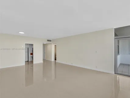 $570,000 | 20 Island Avenue, Unit 1203, Miami Beach, FL 33139