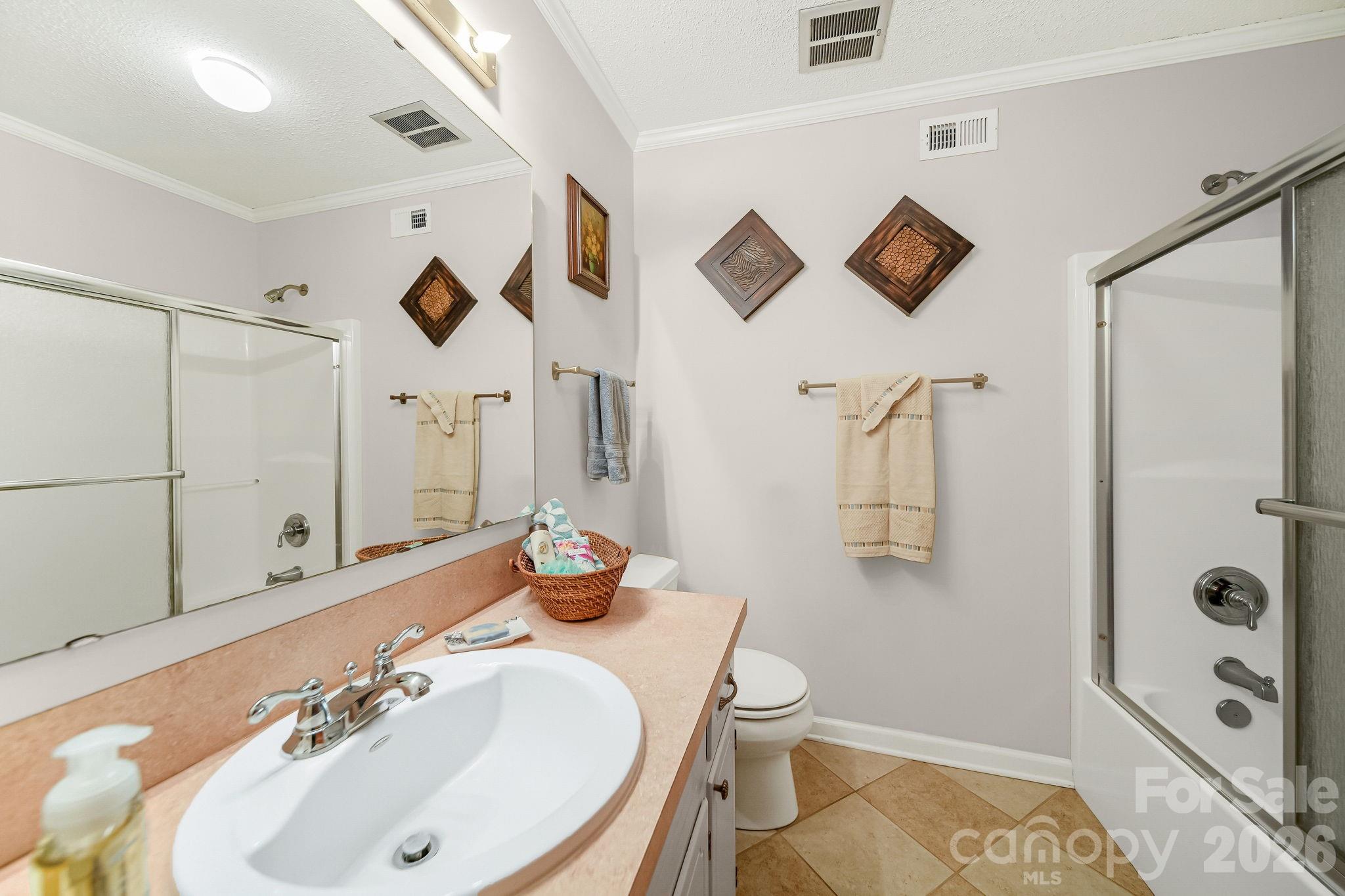 2056 Lawrence Road Clover, SC 29710 - Photo 25 of 38
