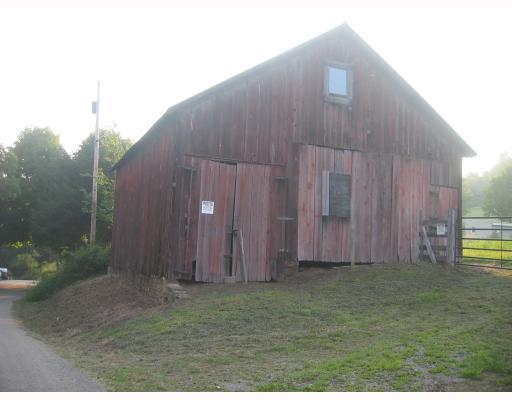 628 North Crabapple Road Perryopolis, PA 15473 - Photo 5 of 16 Stable/Barn. Barn