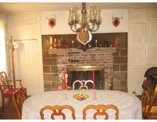 628 North Crabapple Road Perryopolis, PA 15473 - Photo 9 of 16 Dining Room.