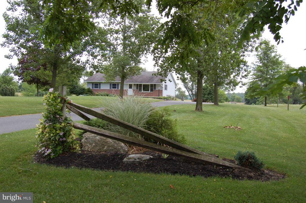 320 Beagle Road Lebanon, PA 17046 - Photo 2 of 18 Gallery Image 2