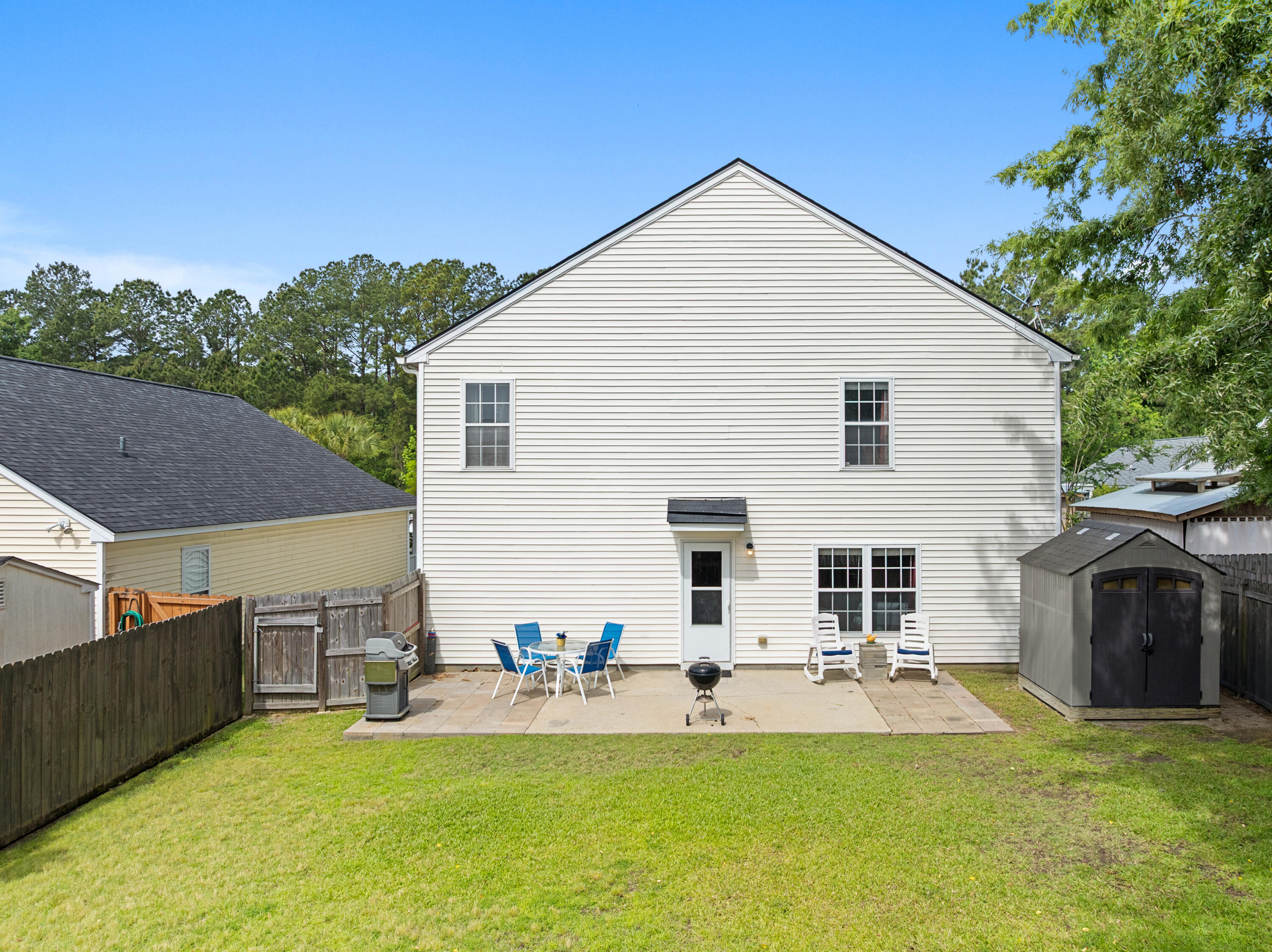 120 Thistle Road Goose Creek, SC 29445 - Photo 23 of 25 120ThistleRd.NicoleBurbagePhoto-32