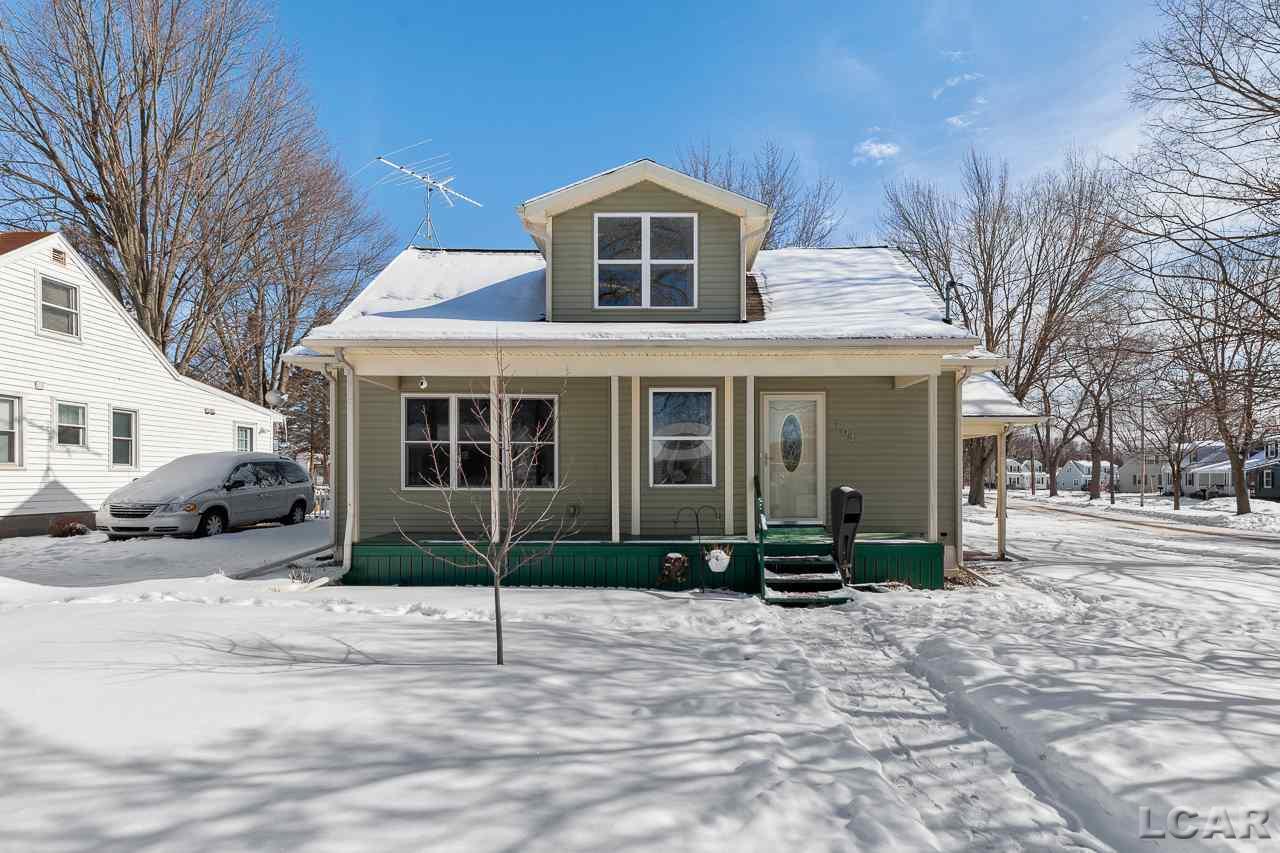 704 Springbrook Avenue Adrian, MI 49221 - Photo 1 of 31 50034063.JPG