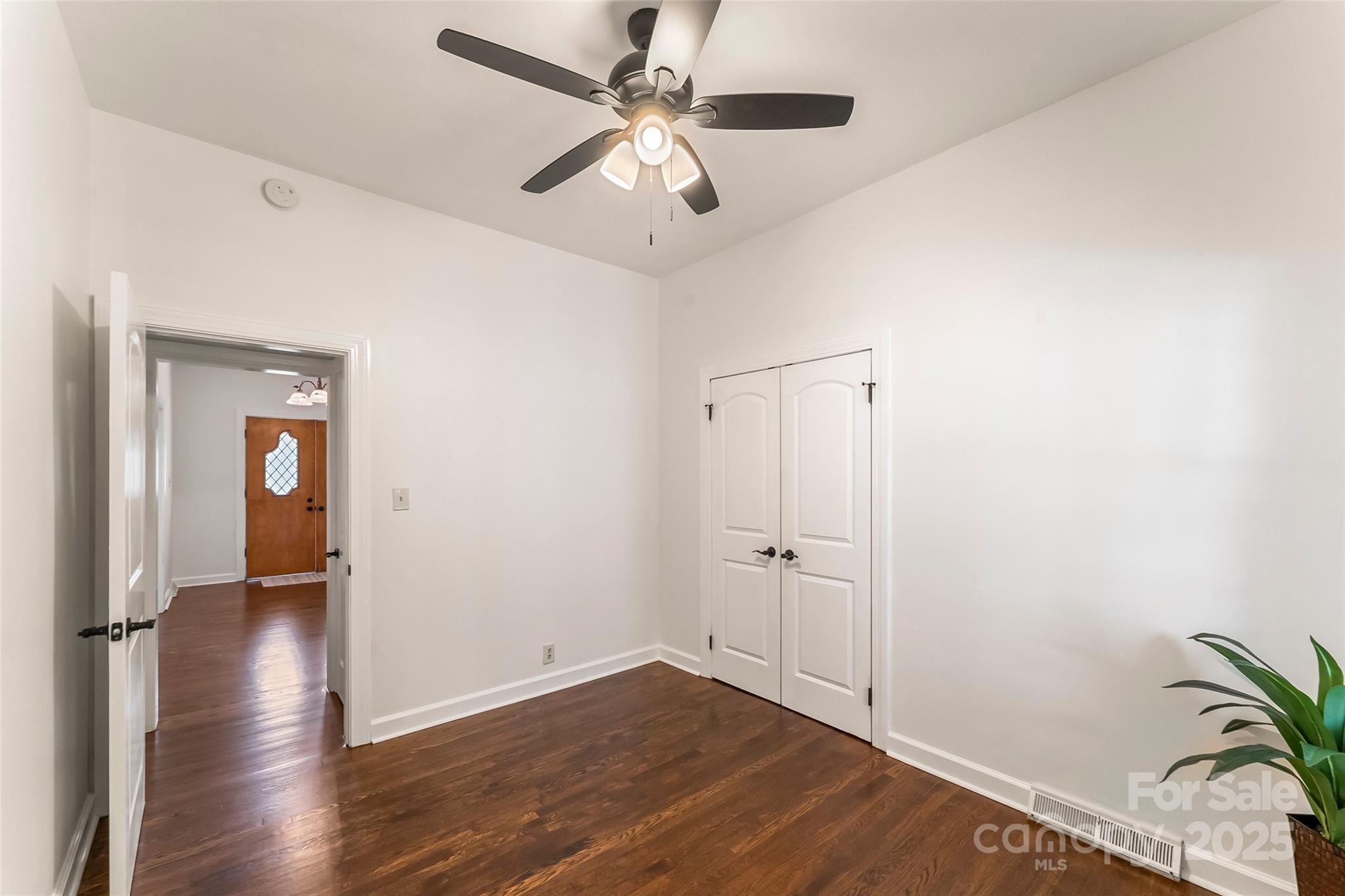 302 White Street Morganton, NC 28655 - Photo 14 of 35