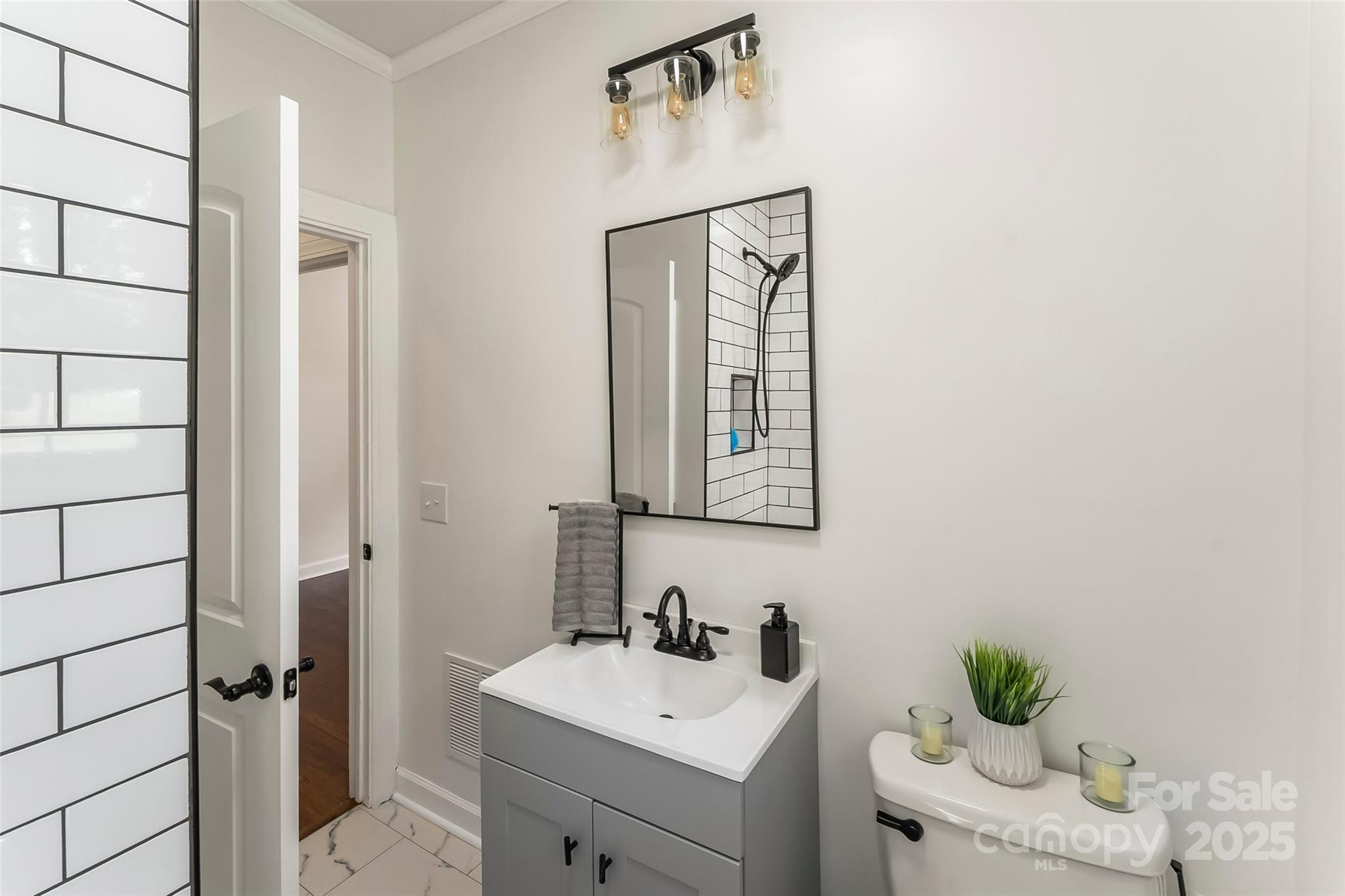 302 White Street Morganton, NC 28655 - Photo 21 of 35