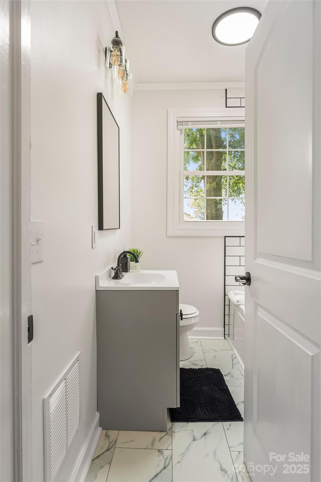 302 White Street Morganton, NC 28655 - Photo 23 of 35