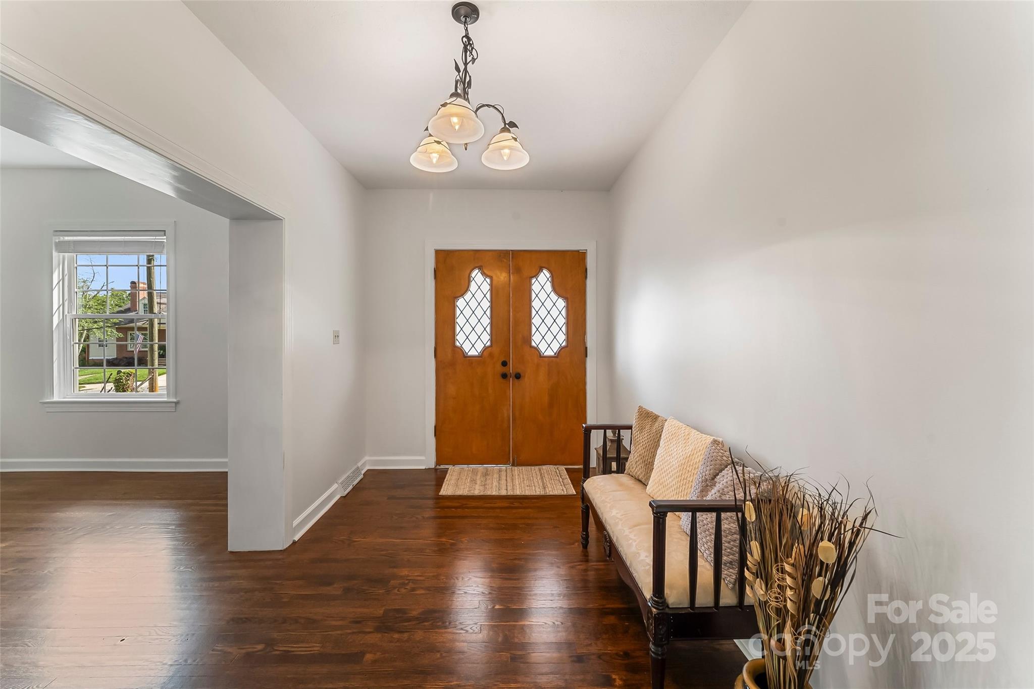 302 White Street Morganton, NC 28655 - Photo 3 of 35