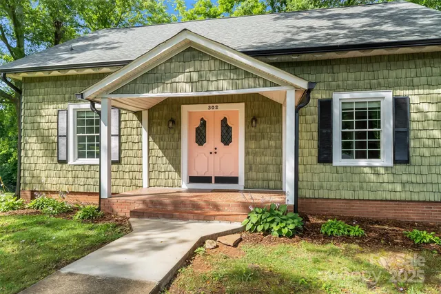 $384,900 | 302 White Street, Morganton, NC 28655