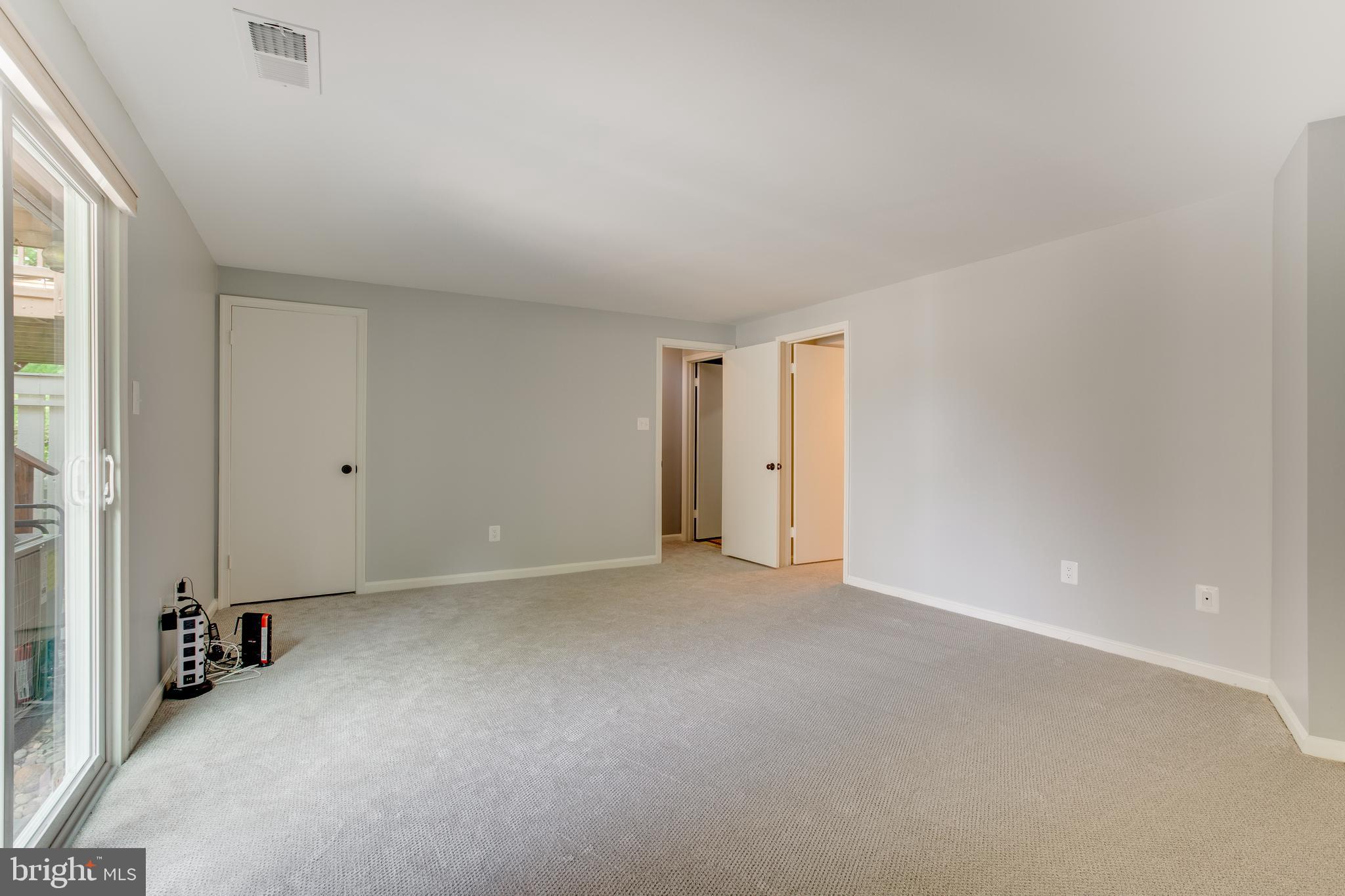 1709 Whisperhill Drive Reston, VA 20194 - Photo 27 of 41 Great walls for furniture placement.