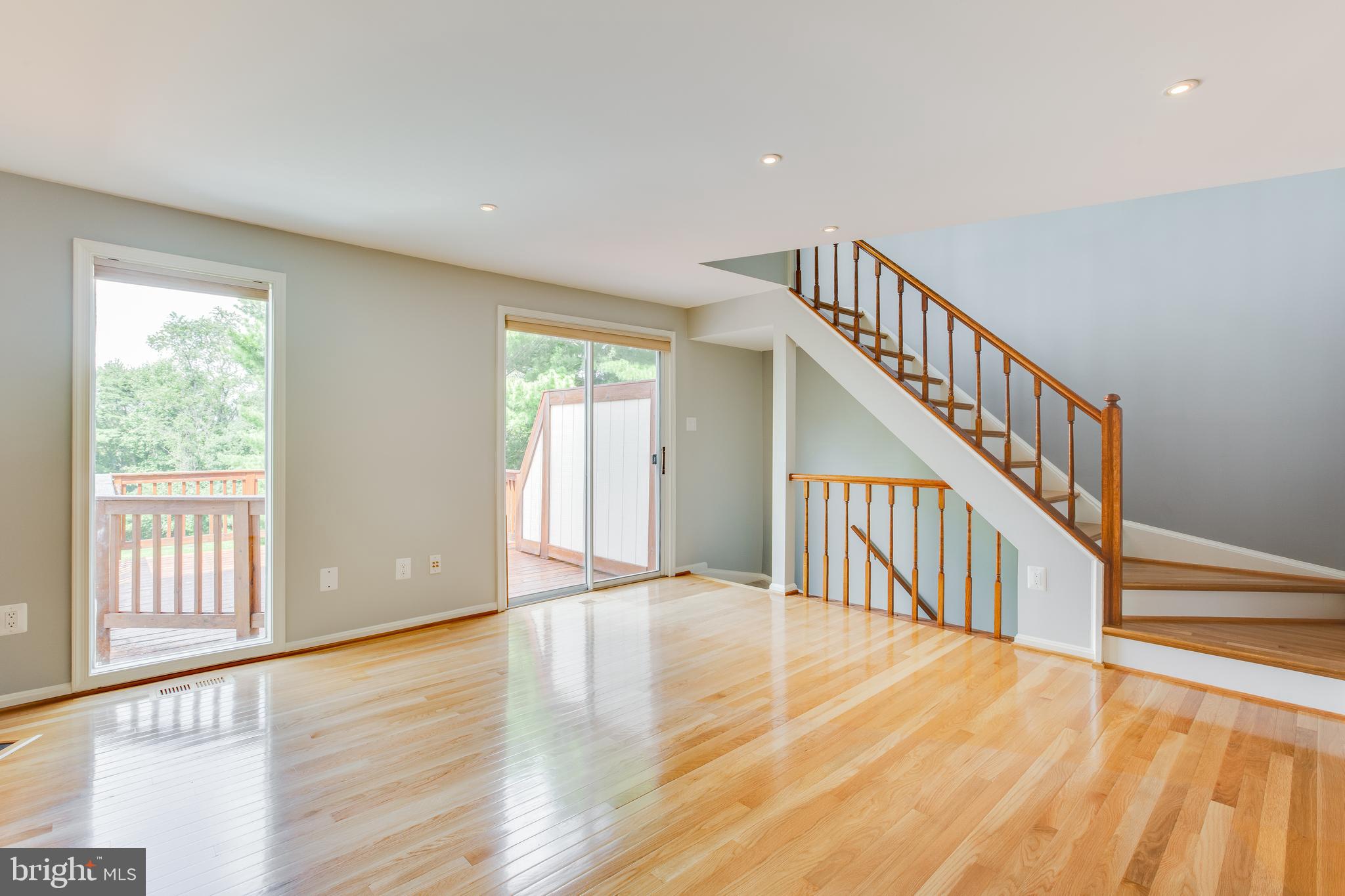1709 Whisperhill Drive Reston, VA 20194 - Photo 9 of 41 Natural light fills every room.