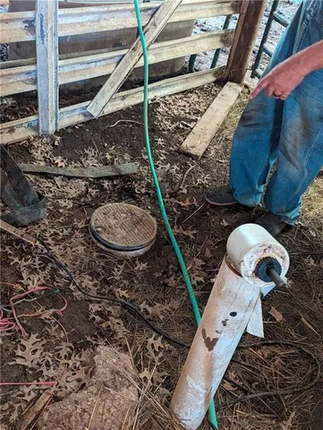 $830,000 | 14589 Northeast County Road 2763, Adrian, MO 64720