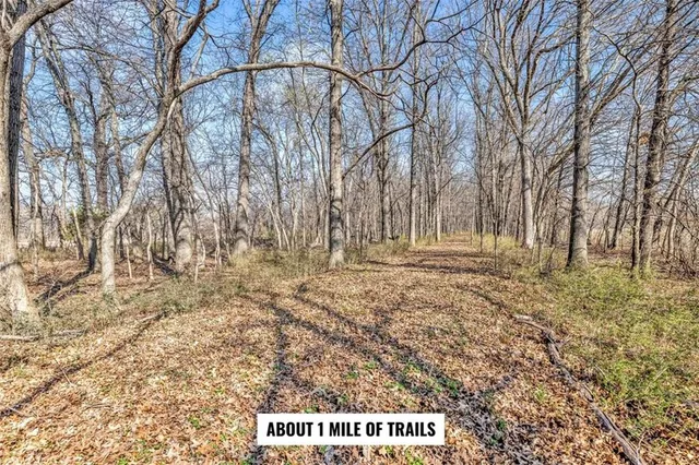 $830,000 | 14589 Northeast County Road 2763, Adrian, MO 64720