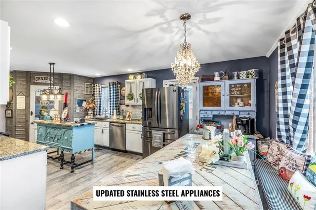 $830,000 | 14589 Northeast County Road 2763, Adrian, MO 64720