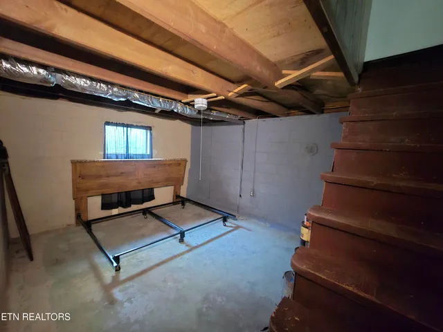 $152,000 | 3427 Left Poor Valley Road, Pennington Gap, VA 24277