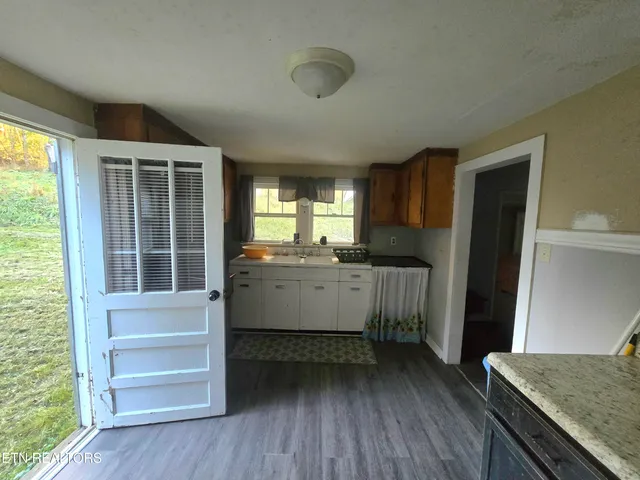 $152,000 | 3427 Left Poor Valley Road, Pennington Gap, VA 24277