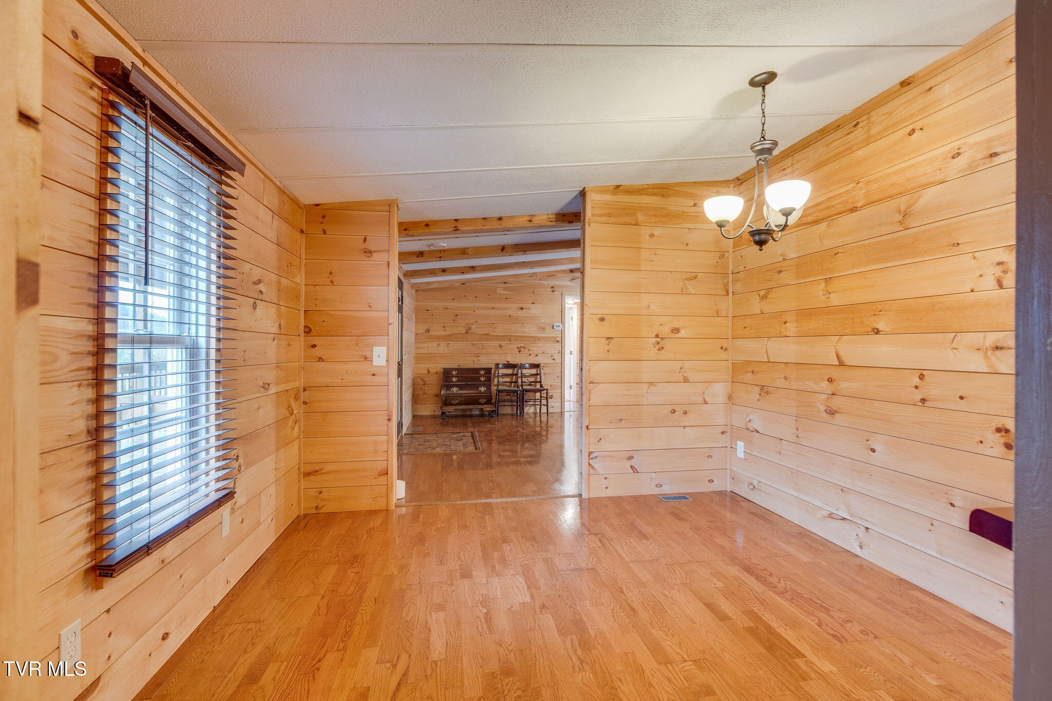 11084 Stanley Valley Road Gate City, VA 24251 - Photo 11 of 46 012