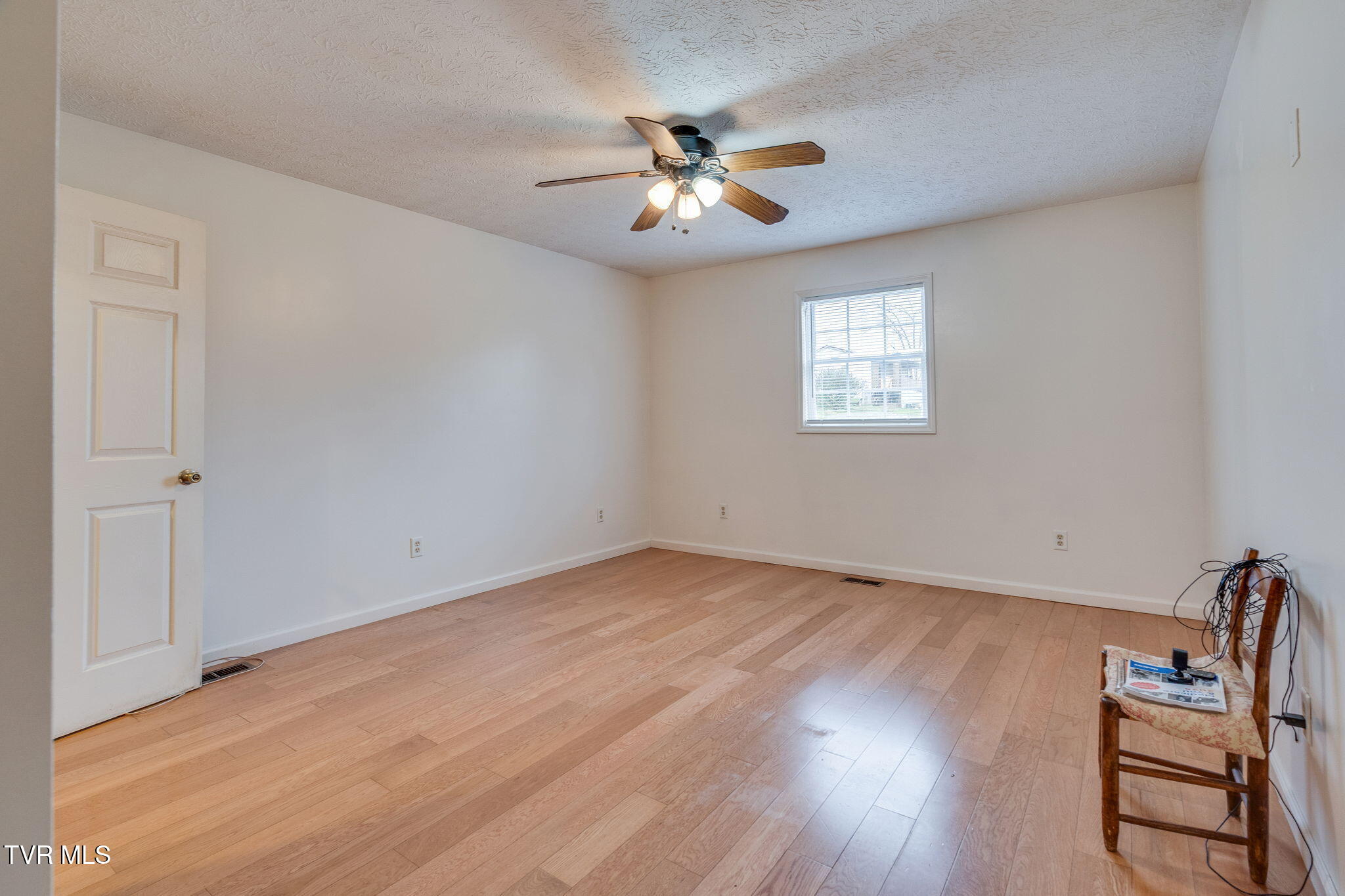 11084 Stanley Valley Road Gate City, VA 24251 - Photo 20 of 46 021