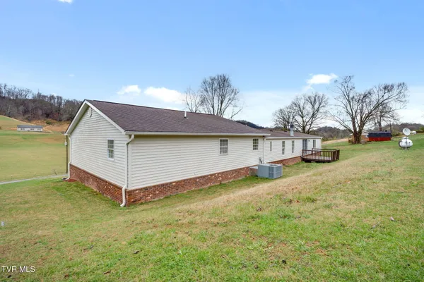 $255,000 | 11084 Stanley Valley Road, Gate City, VA 24251
