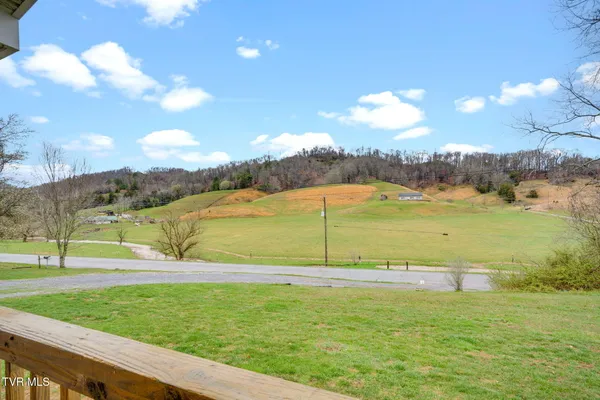 $255,000 | 11084 Stanley Valley Road, Gate City, VA 24251