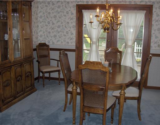 3126 Imperial Boulevard Springfield, OH 45503 - Photo 5 of 18