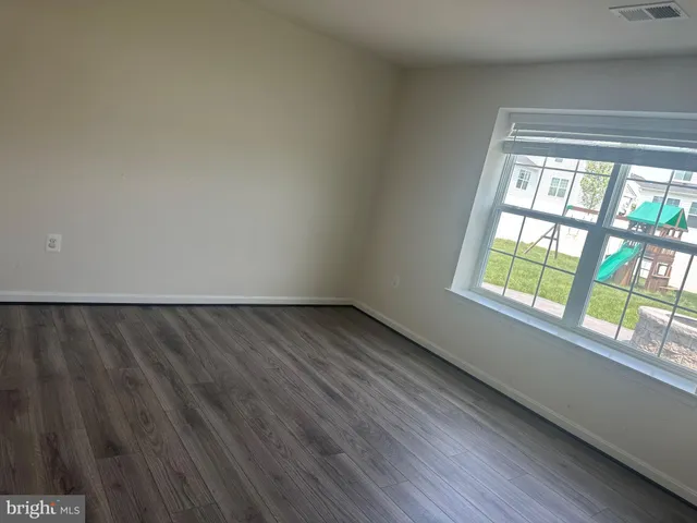 $1,900 | 15895 Aerial View Road, Woodbridge, VA 22193