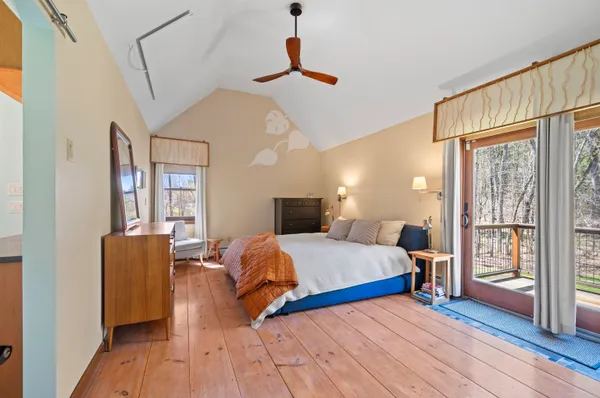 $899,900 | 17 Madison Avenue, Kingston, NH 03848
