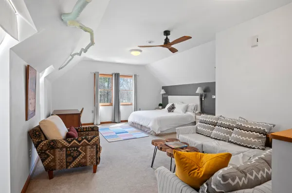 $899,900 | 17 Madison Avenue, Kingston, NH 03848