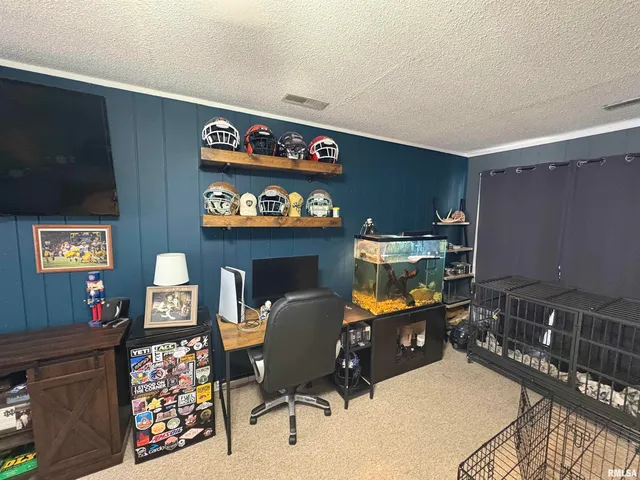 $139,000 | 805 North Reel Avenue, Salem, IL 62881