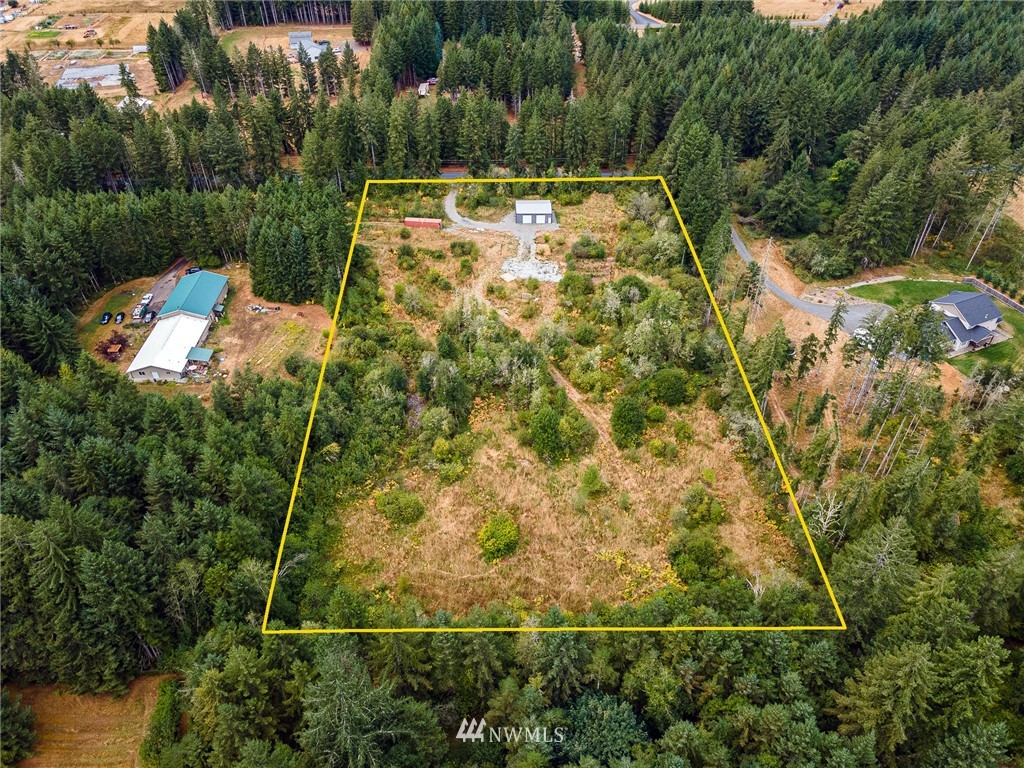 768 Logan Hill Road Chehalis, WA 98532 - Photo 33 of 35 a view of a yard