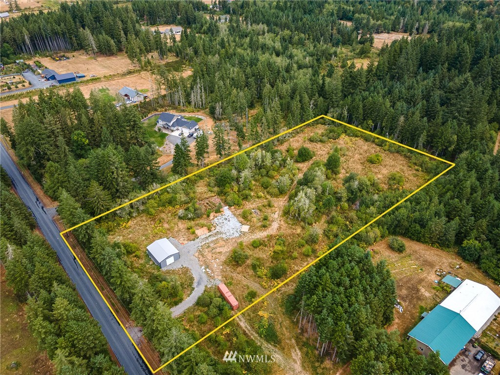 768 Logan Hill Road Chehalis, WA 98532 - Photo 35 of 35 a view of a tennis court