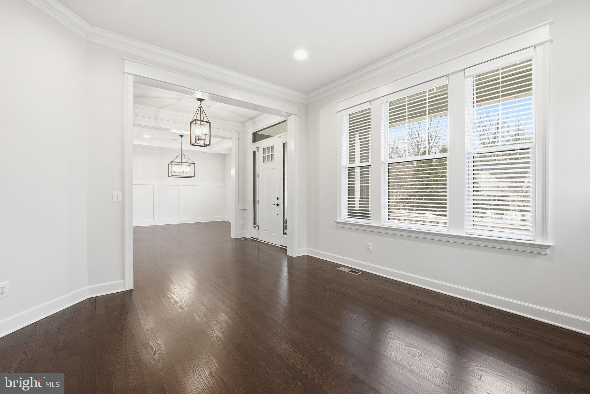 2867 Hill Road Vienna, VA 22181 - Photo 27 of 70