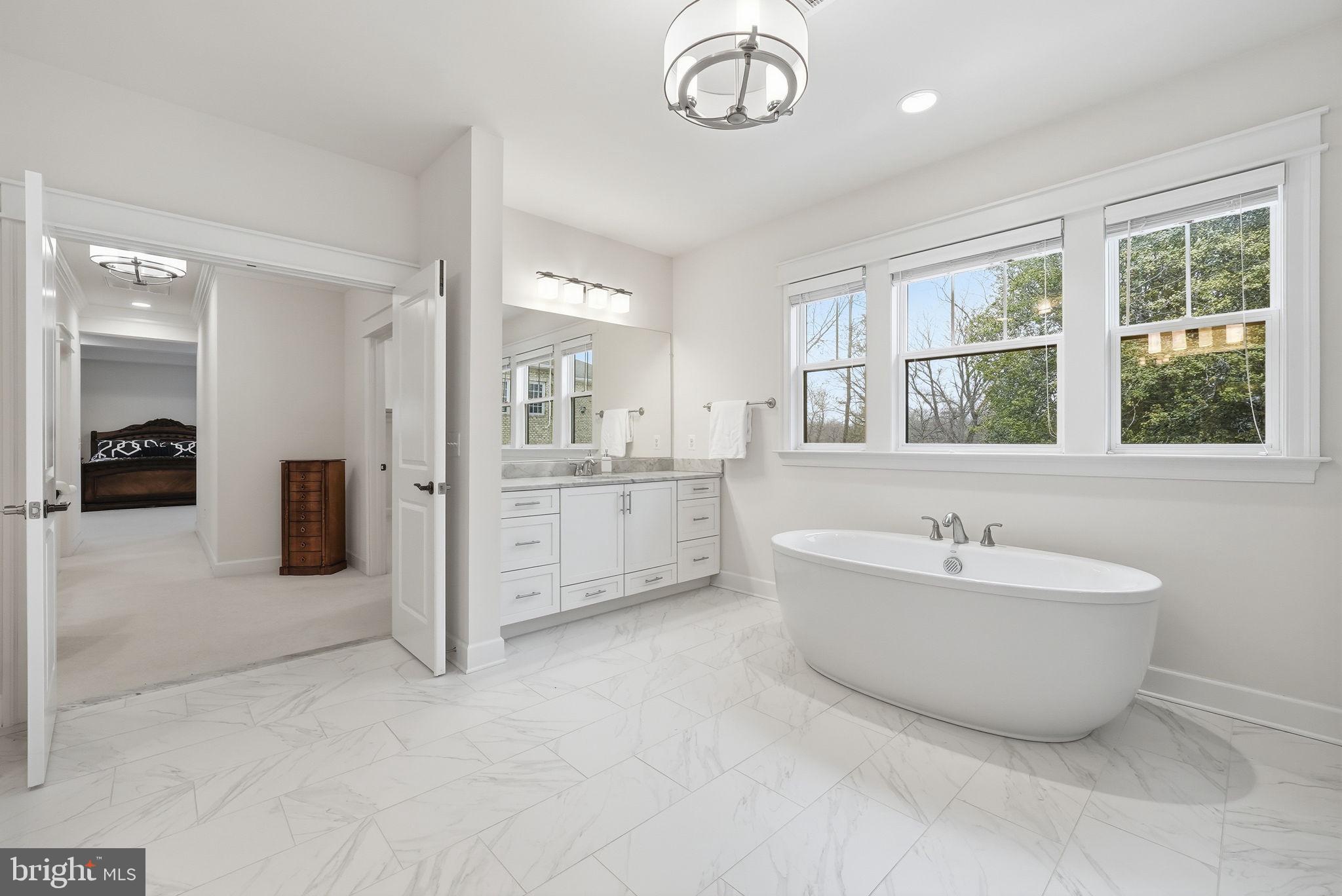 2867 Hill Road Vienna, VA 22181 - Photo 44 of 70