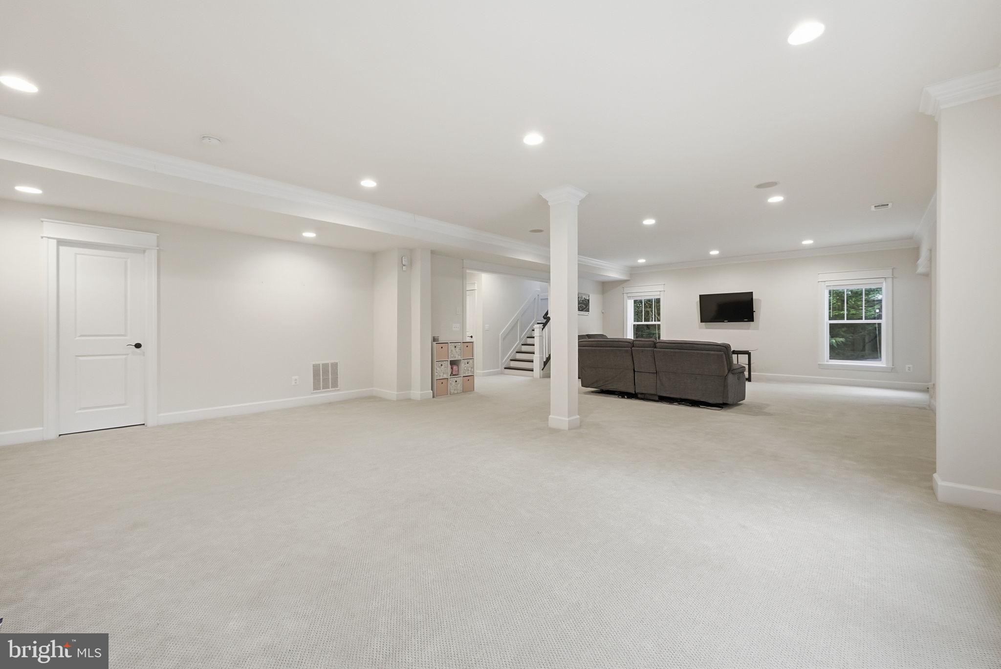 2867 Hill Road Vienna, VA 22181 - Photo 61 of 70