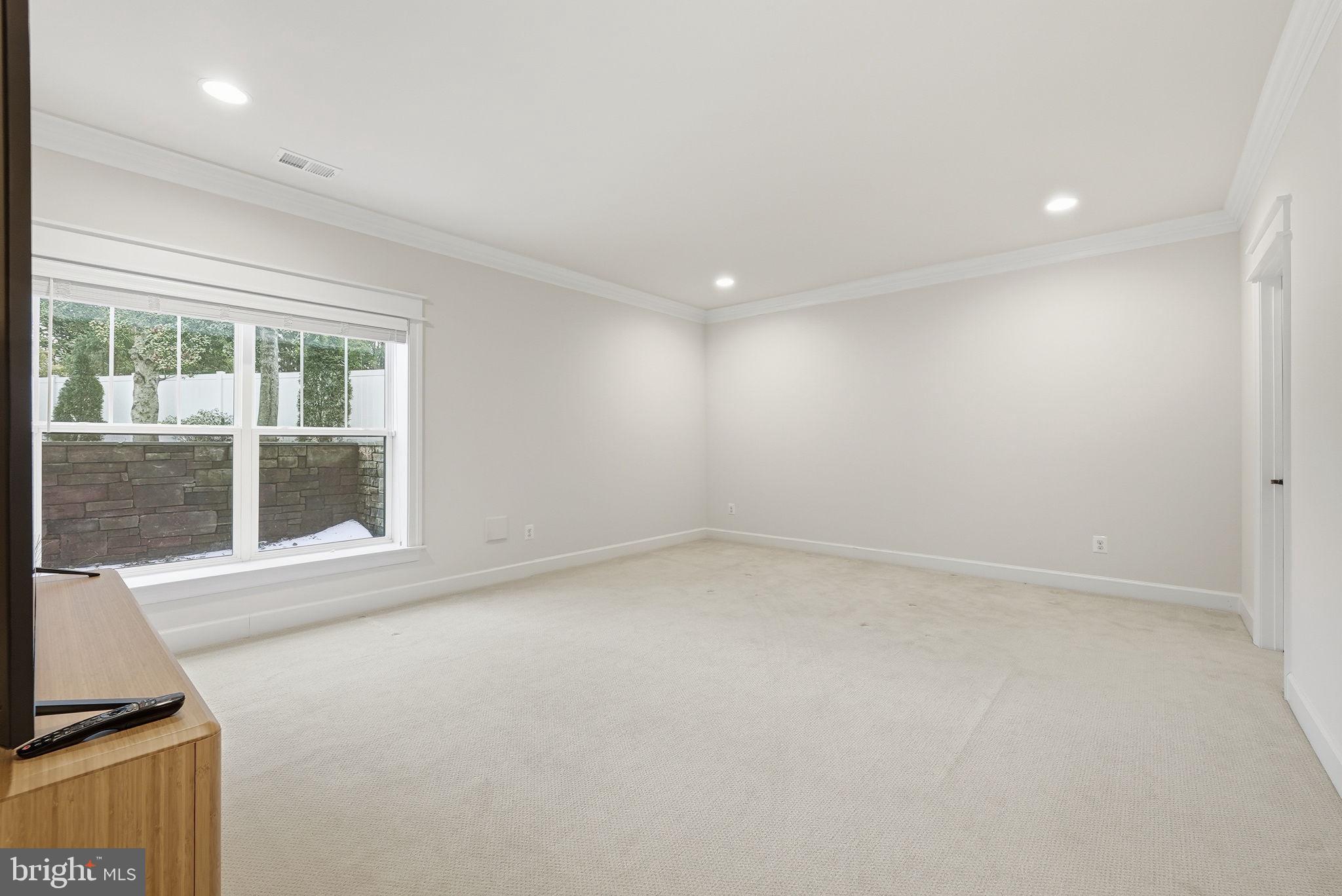 2867 Hill Road Vienna, VA 22181 - Photo 63 of 70 an empty room with a window