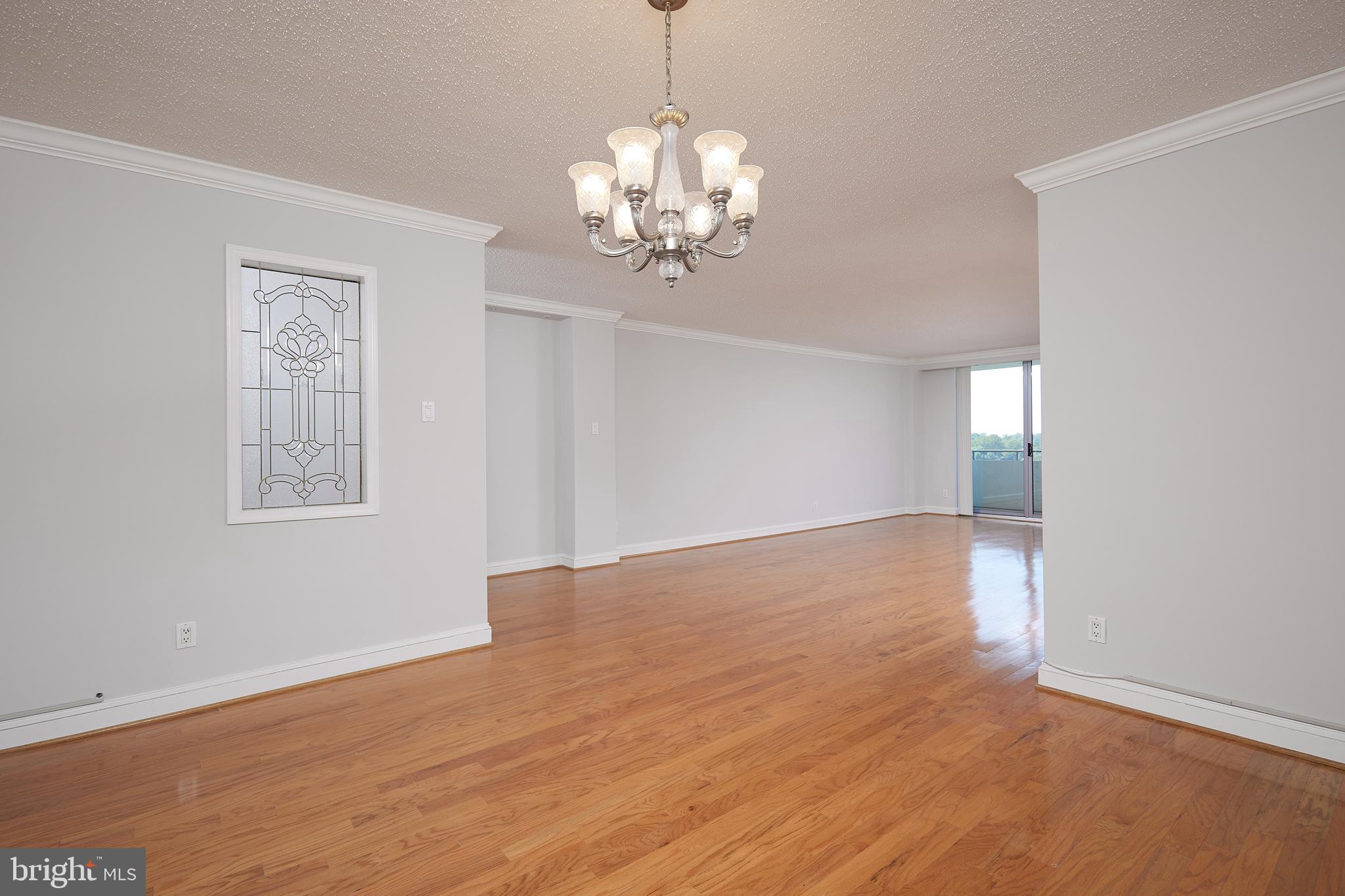 5101 River Road, Unit 1705 Bethesda, MD 20816 - Photo 11 of 33 Dining Room