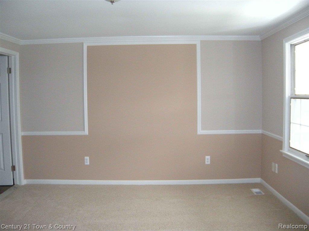 1174 East Fairview Lane Rochester, MI 48306 - Photo 13 of 21 DSCN5090a.JPG
