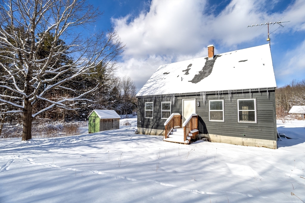 66 Minott Road Westminster, MA 01473 - Photo 4 of 41 a view of a house with a sink and sitting area