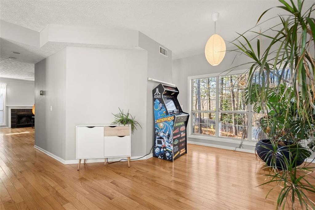 350 Riversong Way Alpharetta, GA 30022 - Photo 14 of 48