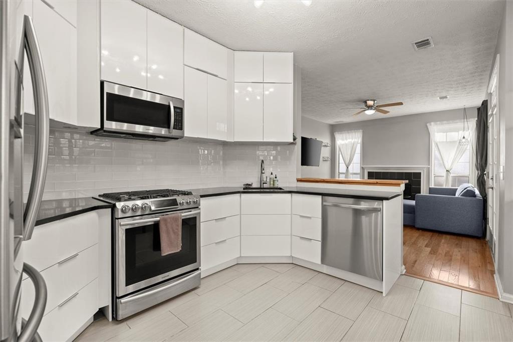 350 Riversong Way Alpharetta, GA 30022 - Photo 20 of 48