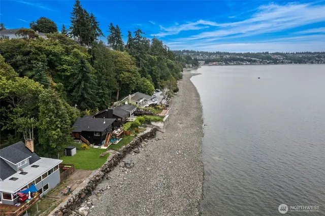 $525,000 | 26409 7th Avenue South, Des Moines, WA 98198