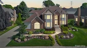 $669,900 | 13335 Diegel Drive, Utica, MI 48315